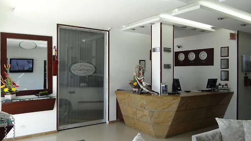 בוגוטה Hotel Platinum Suite 4*,